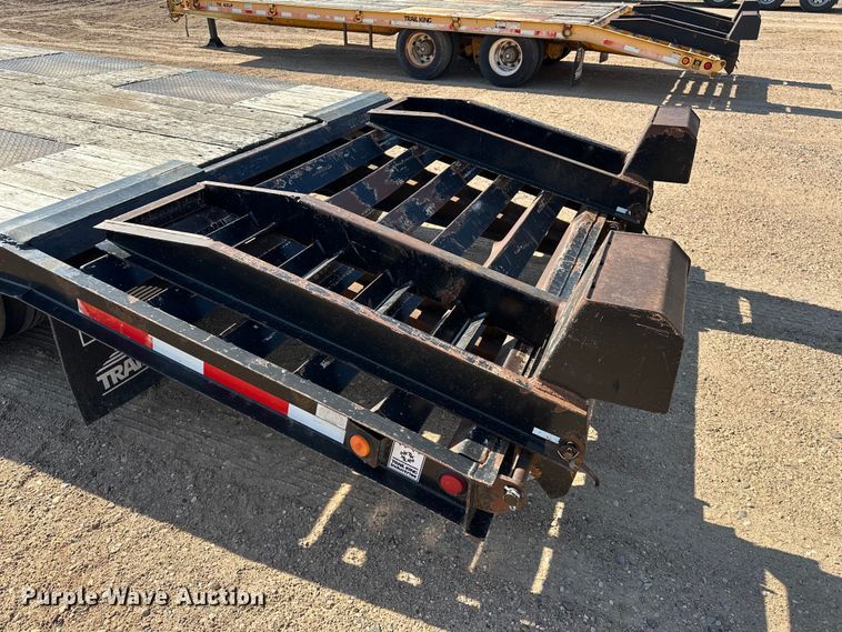 image for item GP9666 2006 Trail King Industries TK40LP equipment trailer