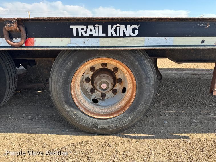 image for item GP9666 2006 Trail King Industries TK40LP equipment trailer