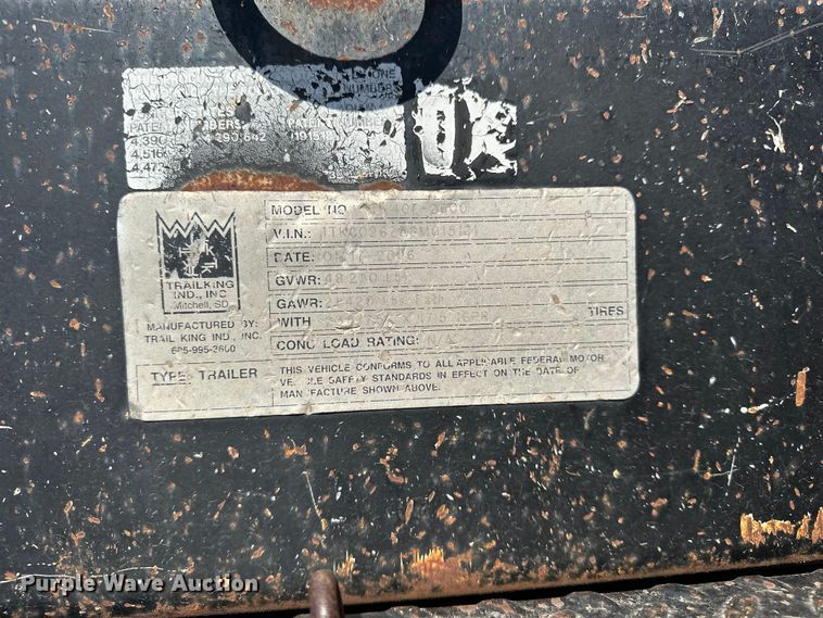 image for item GP9666 2006 Trail King Industries TK40LP equipment trailer