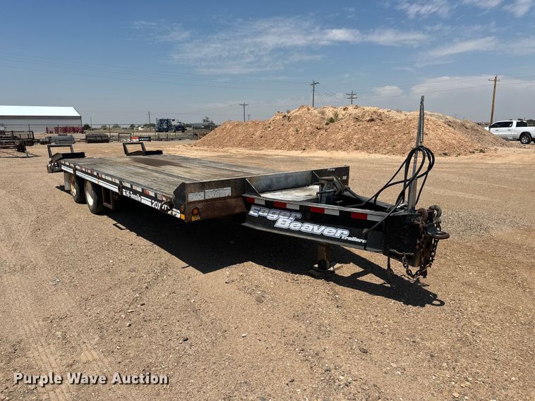 image for item GP9667 2009 Eager Beaver 20XPT equipment trailer