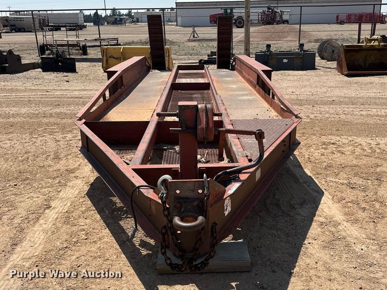 image for item GP9680 2000 Belshe equipment trailer