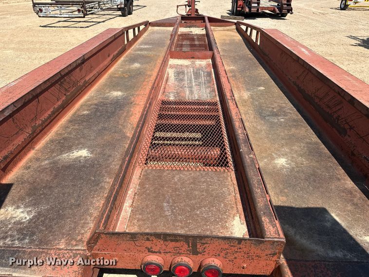 image for item GP9680 2000 Belshe equipment trailer