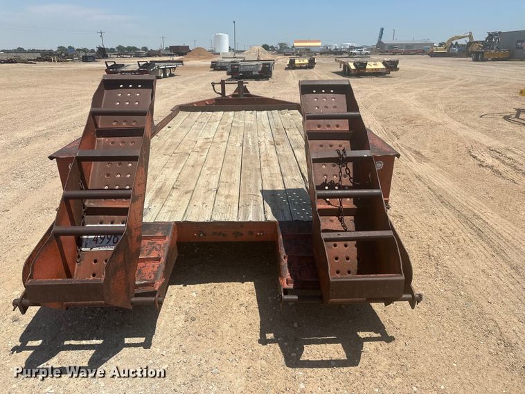 image for item GP9681 1994 Belshe equipment trailer