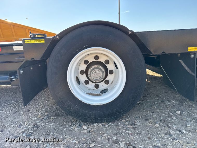 image for item GP9685 2025 Doonan 532DBZFZZJEZJ tank hauler trailer