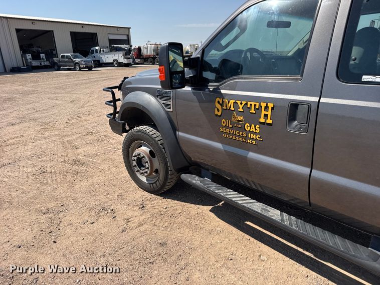 image for item GP9689 2008 Ford F550 Super Duty Ext. Cab flatbed truck