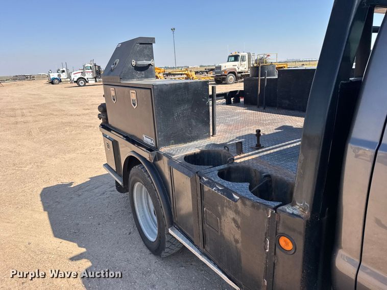image for item GP9689 2008 Ford F550 Super Duty Ext. Cab flatbed truck