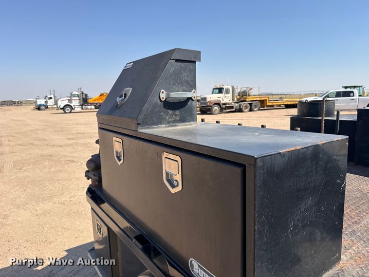 image for item GP9689 2008 Ford F550 Super Duty Ext. Cab flatbed truck