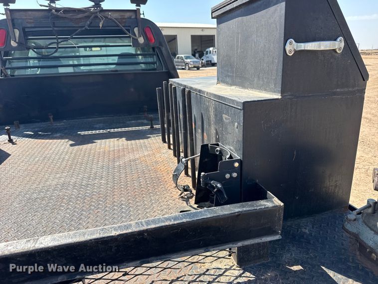 image for item GP9689 2008 Ford F550 Super Duty Ext. Cab flatbed truck