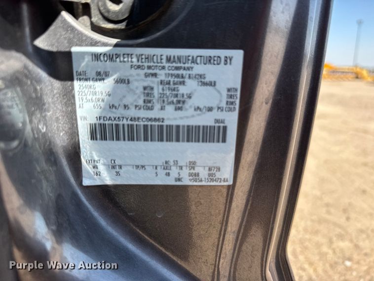 image for item GP9689 2008 Ford F550 Super Duty Ext. Cab flatbed truck
