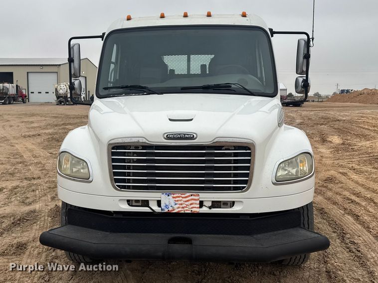 image for item GP9691 2005 Freightliner Business Class M2 utility / service truck