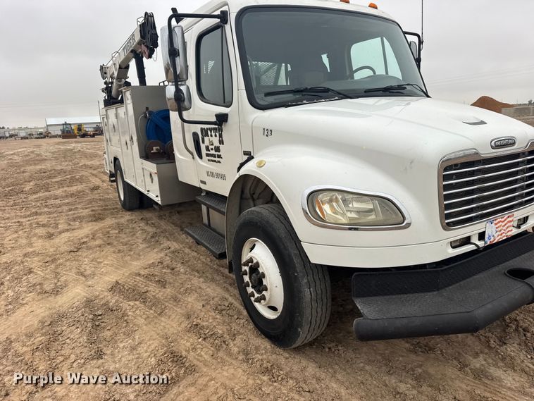 image for item GP9691 2005 Freightliner Business Class M2 utility / service truck