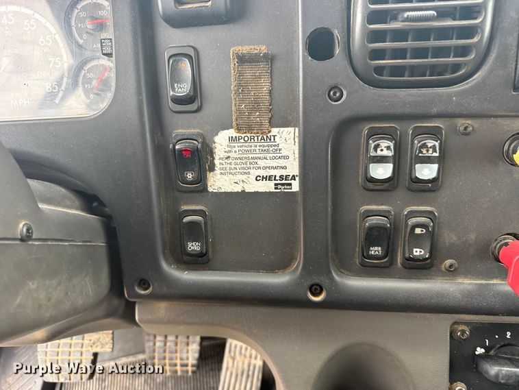 image for item GP9691 2005 Freightliner Business Class M2 utility / service truck