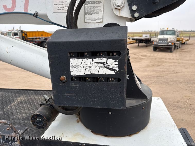 image for item GP9692 2005 Freightliner Business Class M2 utility / service truck