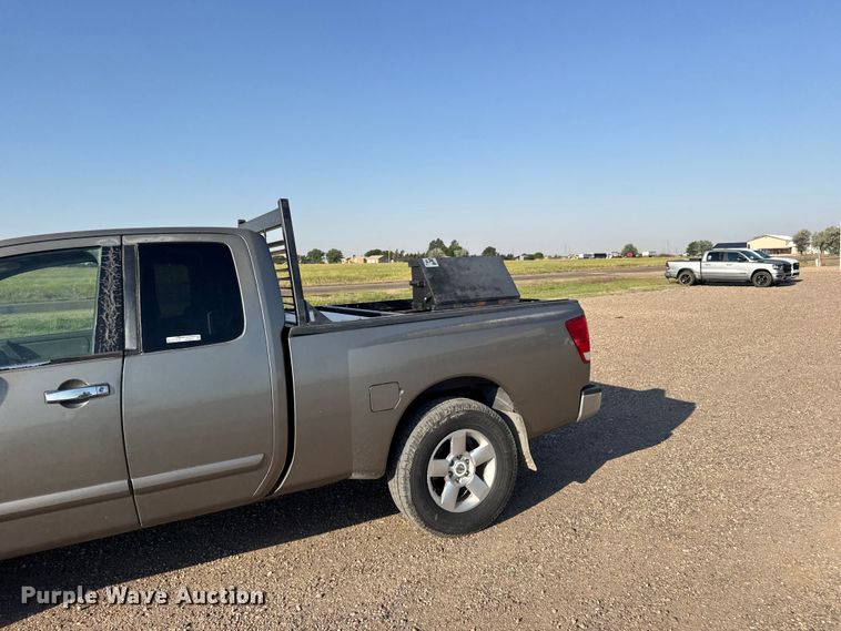 image for item GP9693 2007 Nissan Titan Ext. Cab pickup truck