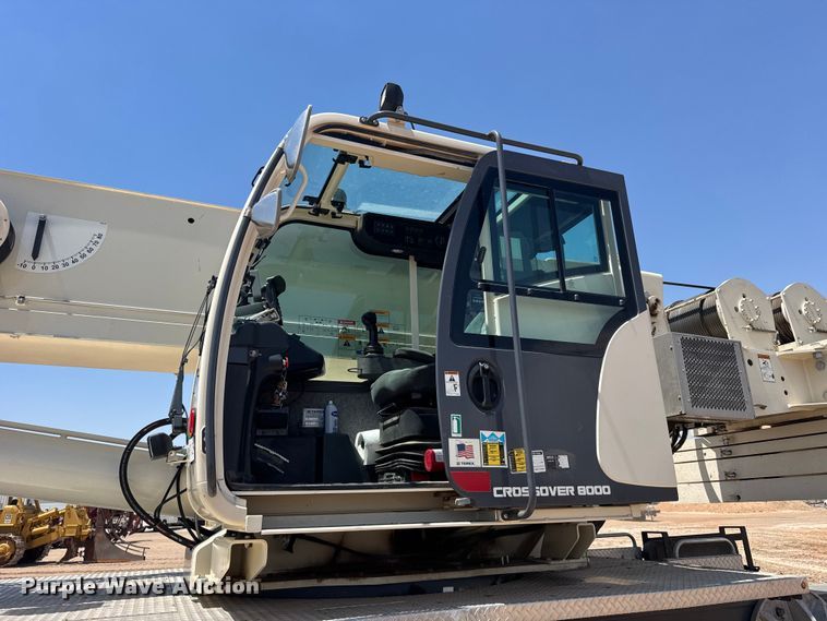 image for item GP9694 2016 Kenworth T800 crane truck