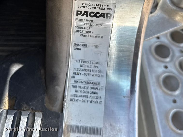 image for item GP9694 2016 Kenworth T800 crane truck