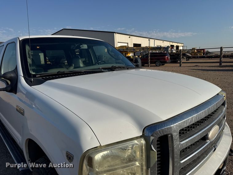 image for item GP9696 2006 Ford F250 Super Duty Crew Cab pickup truck