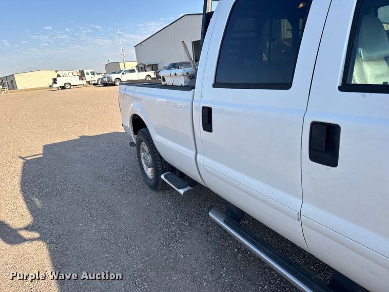 image for item GP9696 2006 Ford F250 Super Duty Crew Cab pickup truck