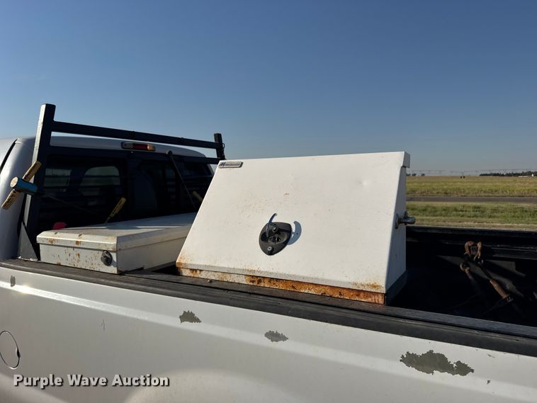 image for item GP9696 2006 Ford F250 Super Duty Crew Cab pickup truck