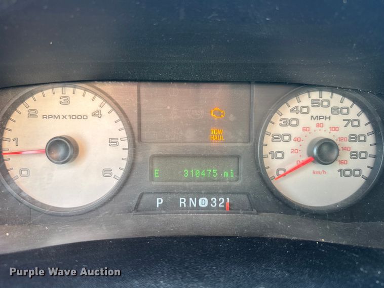 image for item GP9696 2006 Ford F250 Super Duty Crew Cab pickup truck