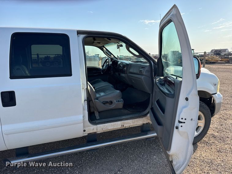 image for item GP9696 2006 Ford F250 Super Duty Crew Cab pickup truck