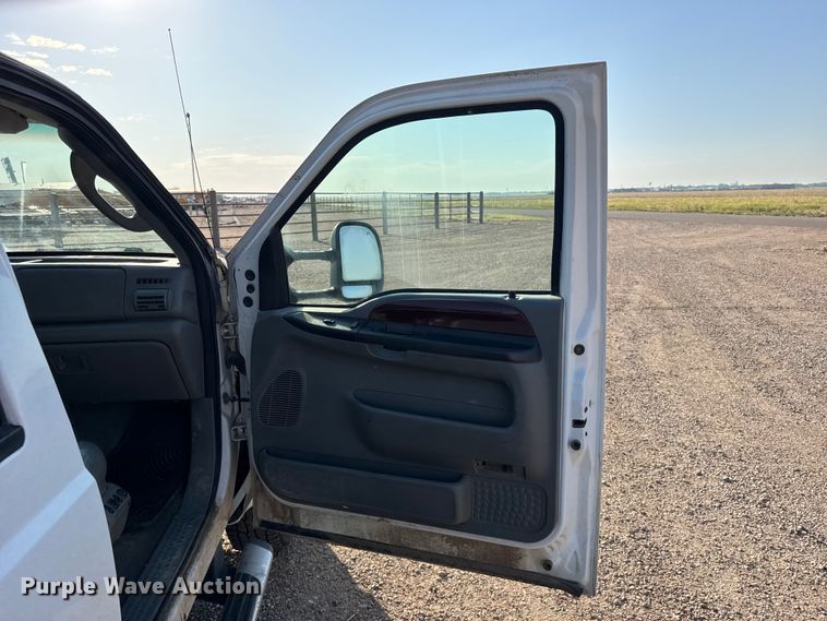 image for item GP9696 2006 Ford F250 Super Duty Crew Cab pickup truck