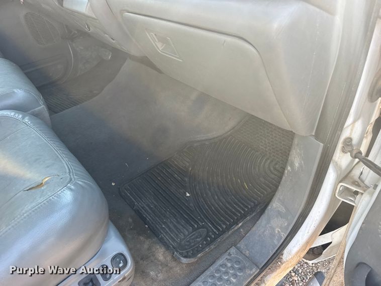 image for item GP9696 2006 Ford F250 Super Duty Crew Cab pickup truck