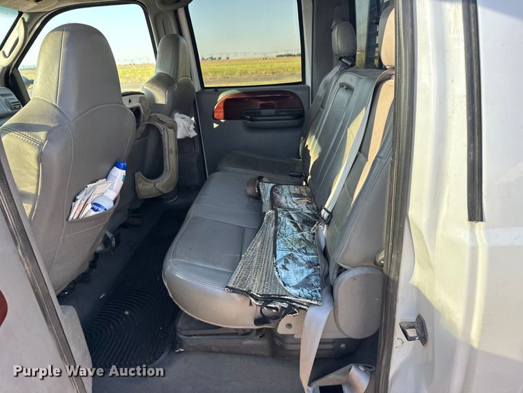 image for item GP9696 2006 Ford F250 Super Duty Crew Cab pickup truck