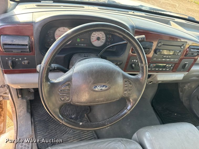 image for item GP9696 2006 Ford F250 Super Duty Crew Cab pickup truck
