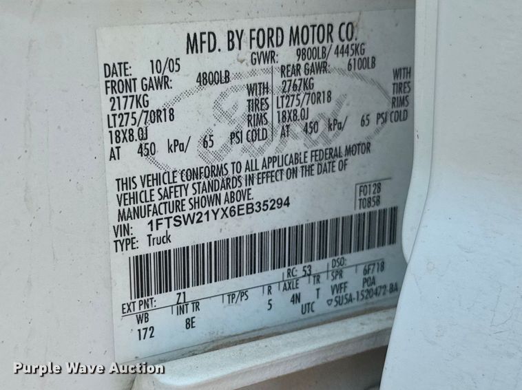image for item GP9696 2006 Ford F250 Super Duty Crew Cab pickup truck