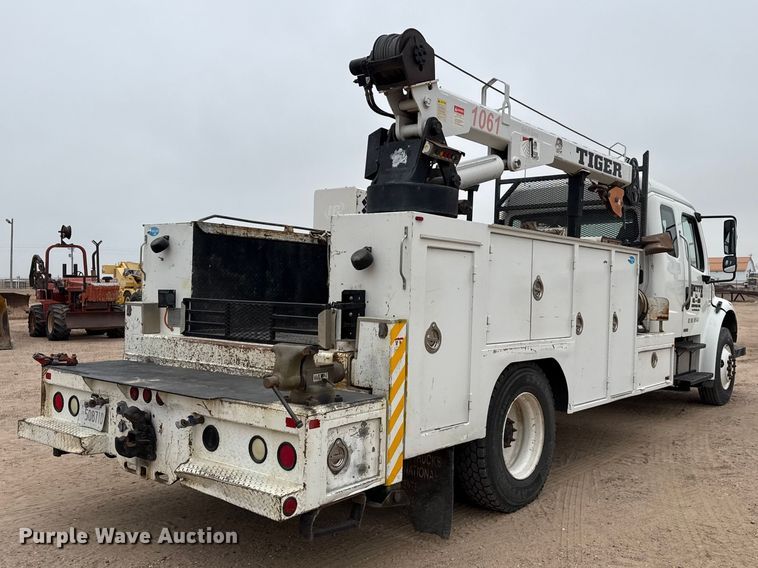image for item GP9697 2007 Freightliner Business Class M2 utility / service truck
