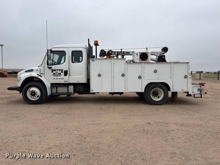 image for item GP9697 2007 Freightliner Business Class M2 utility / service truck