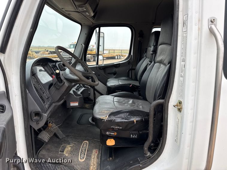 image for item GP9697 2007 Freightliner Business Class M2 utility / service truck