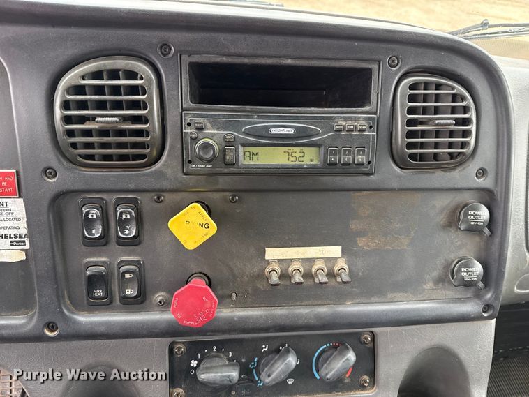 image for item GP9697 2007 Freightliner Business Class M2 utility / service truck