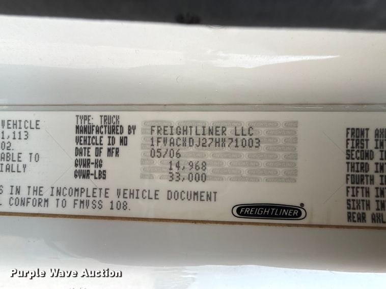 image for item GP9697 2007 Freightliner Business Class M2 utility / service truck