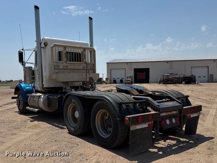 image for item GP9698 2006 Kenworth W900 semi truck