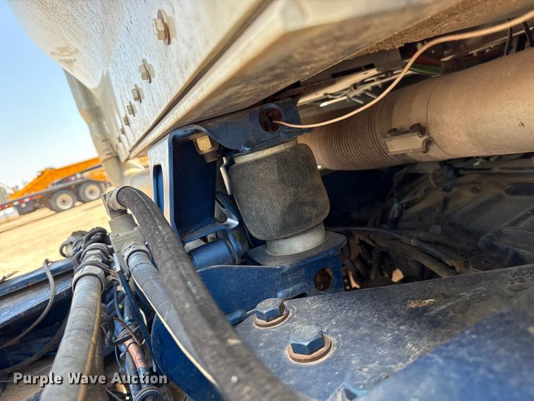 image for item GP9698 2006 Kenworth W900 semi truck