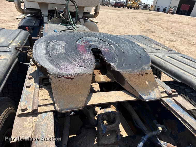 image for item GP9698 2006 Kenworth W900 semi truck