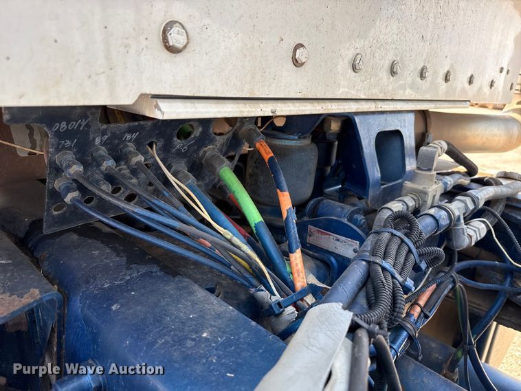 image for item GP9698 2006 Kenworth W900 semi truck