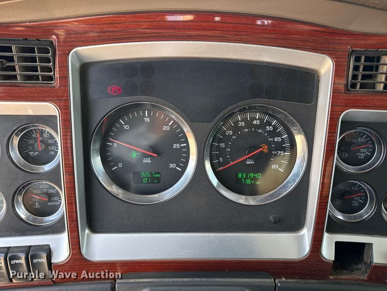 image for item GP9698 2006 Kenworth W900 semi truck