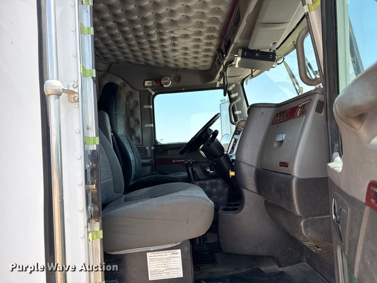 image for item GP9698 2006 Kenworth W900 semi truck