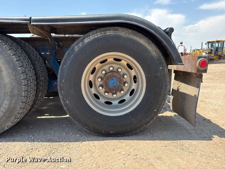 image for item GP9698 2006 Kenworth W900 semi truck