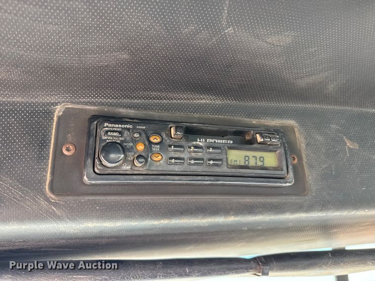 image for item GP9699 1998 Mack CH613 semi truck