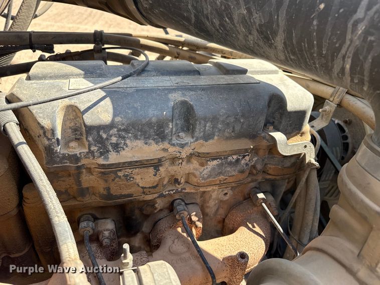 image for item GP9699 1998 Mack CH613 semi truck