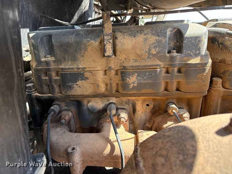 image for item GP9699 1998 Mack CH613 semi truck