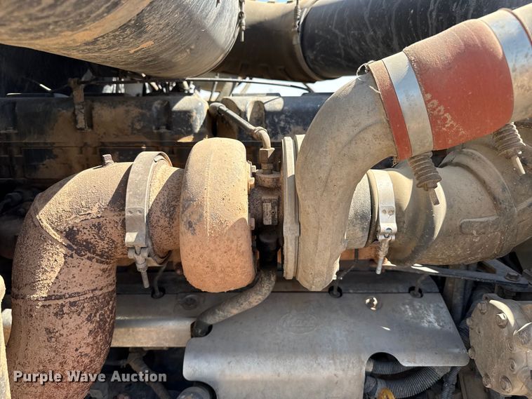 image for item GP9699 1998 Mack CH613 semi truck