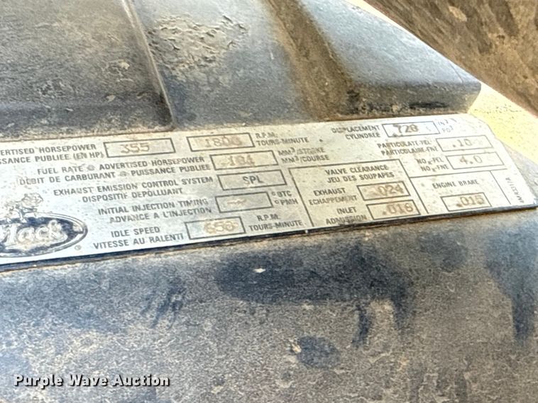 image for item GP9699 1998 Mack CH613 semi truck