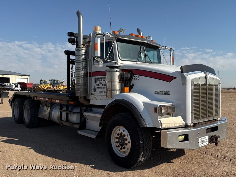 image for item GP9700 1996 Kenworth T800 winch truck