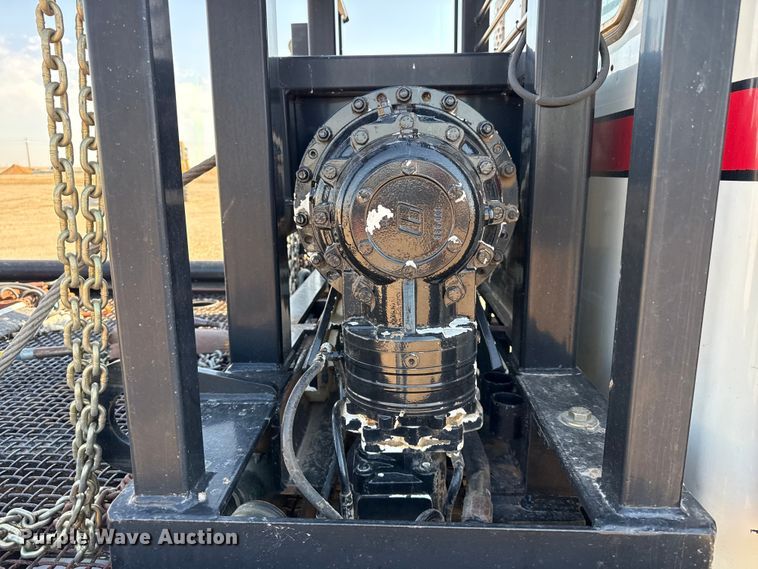image for item GP9700 1996 Kenworth T800 winch truck