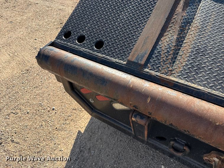 image for item GP9700 1996 Kenworth T800 winch truck